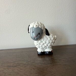 Fisher-Price White and Gray Sheep